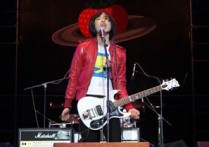 花火吉他谱,原版新裤子乐队歌曲,简单D调指弹曲谱,高清六线乐谱