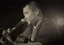 关忆北吉他谱,宋冬野歌曲,G调高清弹唱视频教学,附4张弹指六线简谱