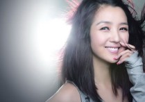 你一定要幸福吉他谱,原版何洁歌曲,简单G调弹唱教学,7t吉他教室版六线指弹简谱图