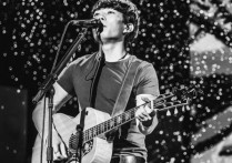 少年锦时吉他谱,原版赵雷歌曲,简单C调弹唱教学,卢家兴版六线指弹简谱图