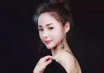 狂狼吉他谱,扫弦版歌曲,B调指弹简谱,新手弹唱六线谱