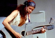 Holiday指弹吉他谱,原版Michael.Hedges歌曲,简单吉他弹唱教学,豆丁网版六线指弹简谱图