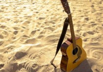 病变吉他谱,原版歌曲,简单C调弹唱教学,六线谱指弹简谱6张图