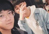 霓虹吉他谱,原版徐秉龙歌曲,简单C调弹唱教学,胡Sir音乐教室版六线指弹简谱图