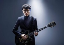 小小虫吉他谱,方大同歌曲,原调指弹简谱,新手弹唱六线谱