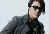 你就像个小孩吉他谱,原版阿杜歌曲,简单C调弹唱教学,网络转载版六线指弹简谱图