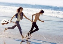 滴答C调吉他谱,原版歌曲,简单侃侃_弹唱教学,六线谱指弹简谱_C调_吉他图片谱2张图