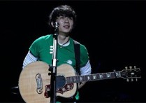 南方姑娘吉他谱,原版赵雷歌曲,简单指弹曲谱,高清六线乐谱