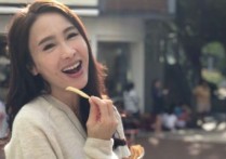 围屋一家亲吉他谱,范依玲歌曲,C调指弹简谱,新手弹唱六线谱