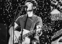 少年锦时吉他谱,赵雷歌曲,C调指弹简谱,新手弹唱