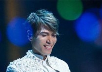 空白格吉他谱,原版杨宗纬歌曲,简单C调指弹曲谱,高清六线乐谱