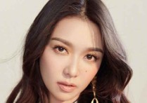 一个人失忆吉他谱,原版薛凯琪歌曲,简单G调弹唱教学,阿潘音乐工场版六线指弹简谱图